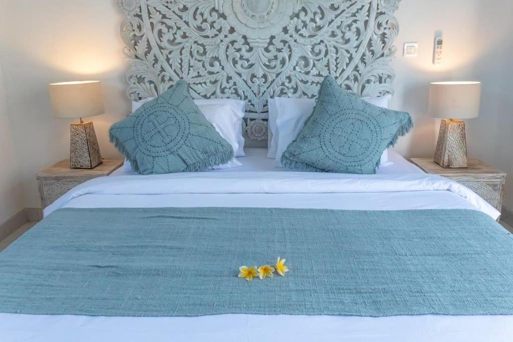 Villa Hakem Elegant And Modern 4 Bedrooms Villa Pool View Canggu Exterior foto